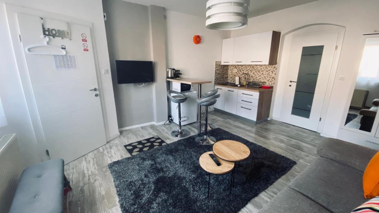 Apartment Impression Osijek Exterior photo