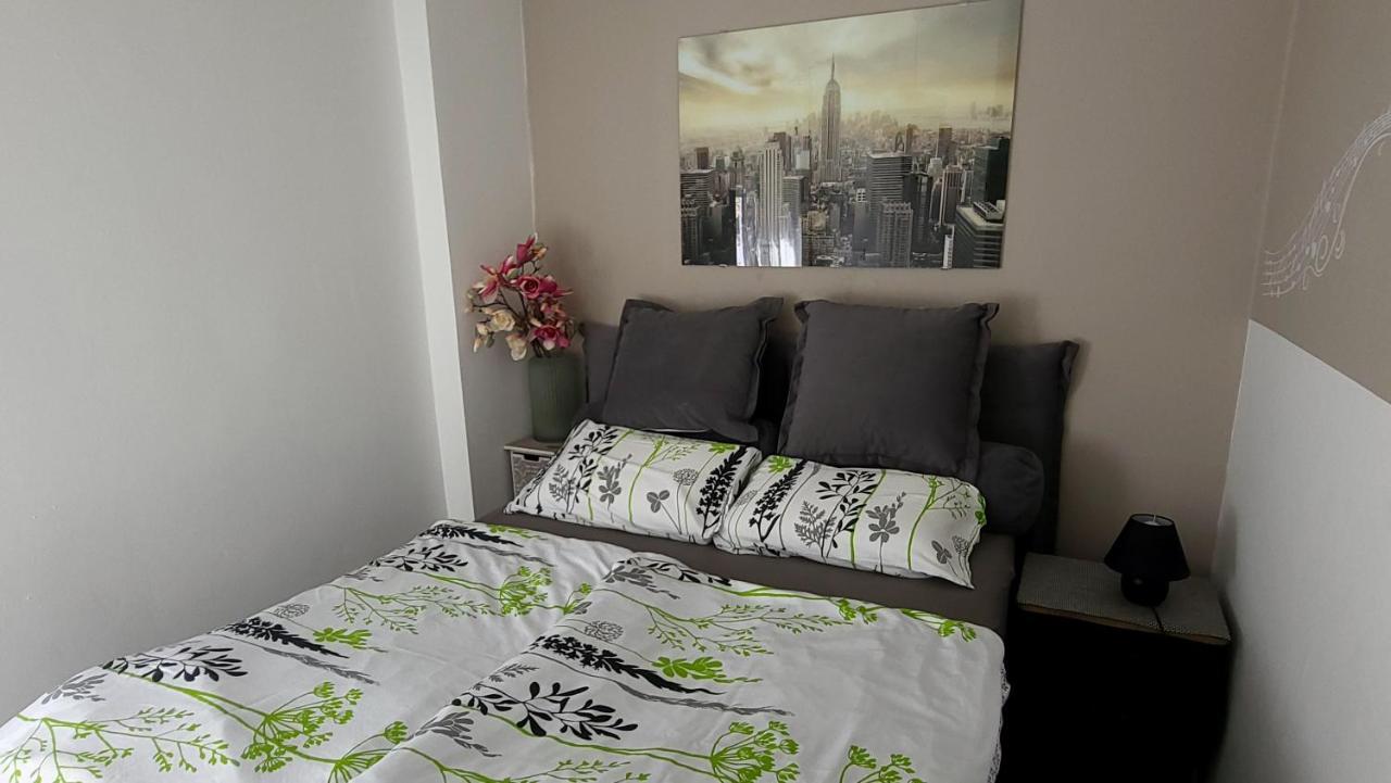 Apartment Impression Osijek Exterior photo